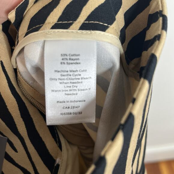 Talbots Tiger Striped Chatham Ankle Pants Tan Womens Size 12 Animal Print Office - Picture 7 of 7
